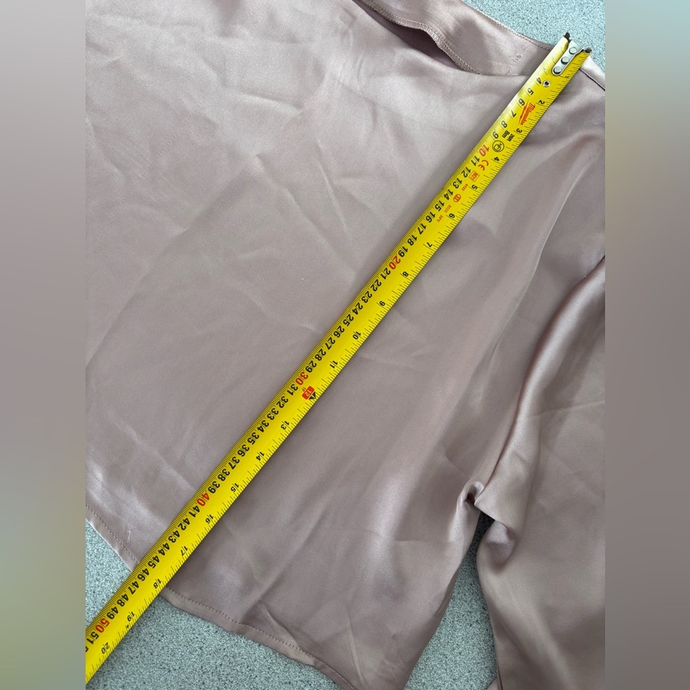 Dynamite Dusty Rose Satin Crop Blouse Coquette Minimalist Large Feminine Soft - Picture 7 of 9